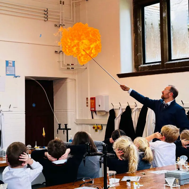  OptimizedImage,Optimized